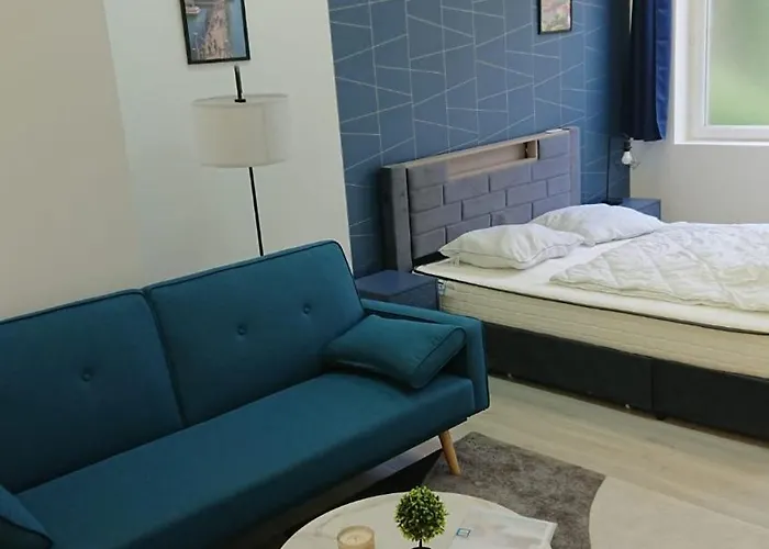 Lägenhet Parking Privé cosy 50m2 avec spa et jardin
