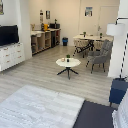 Sauna Et Parking Prive Cosy 50m2 Avec Jardin Lejlighed