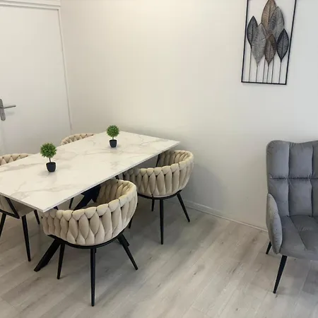 Sauna Et Parking Prive Cosy 50m2 Avec Jardin Lejlighed *