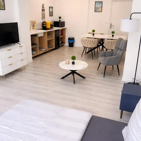 Sauna Et Parking Prive Cosy 50m2 Avec Jardin Lejlighed *